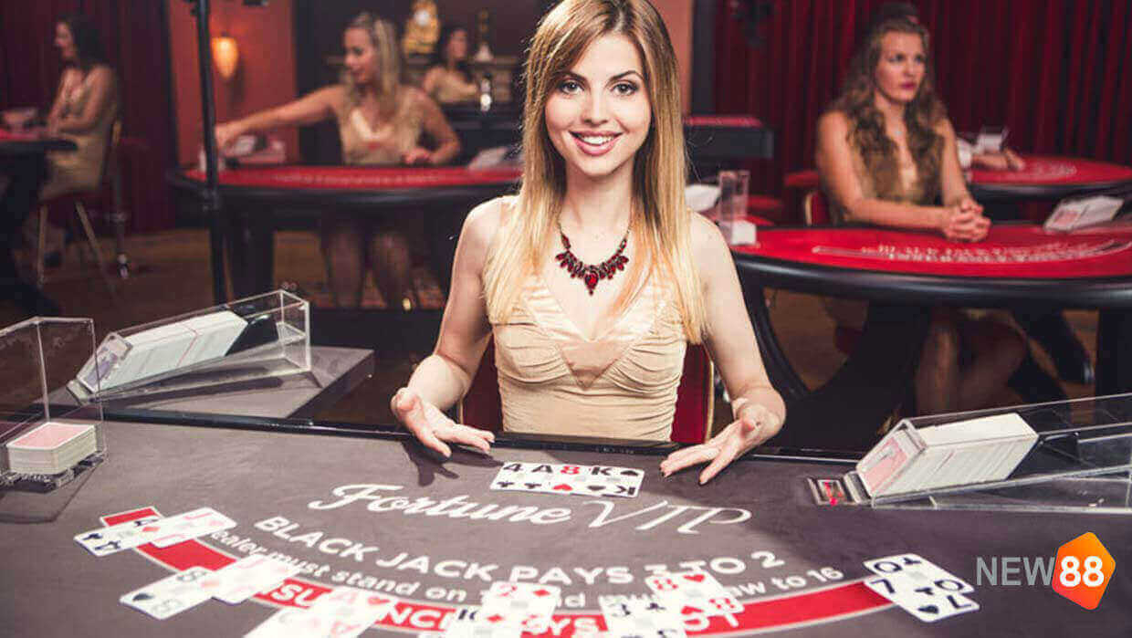 NEW88 không chỉ cung cấp tỉ lệ cược hấp dẫn mà còn có những Dealer xinh đẹp, chuyên nghiệp